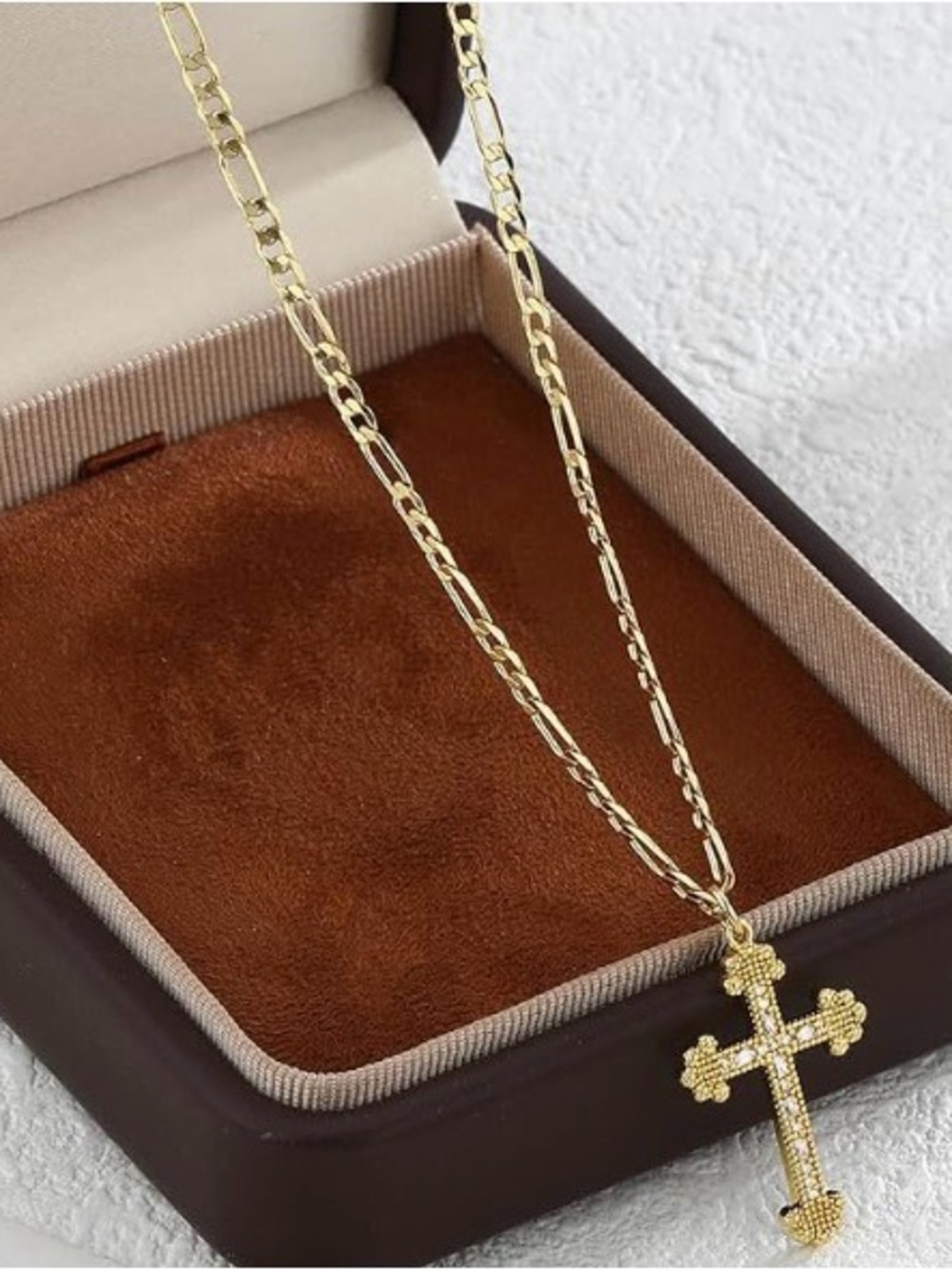 ⭐️FINAL PRICE Gold Plated Cross Pendant Necklace - Picture 3 of 5